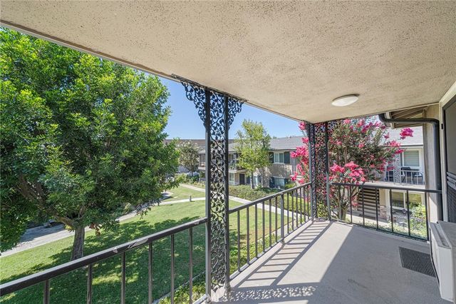 660 S Glassell Street 54, Orange, CA 92866