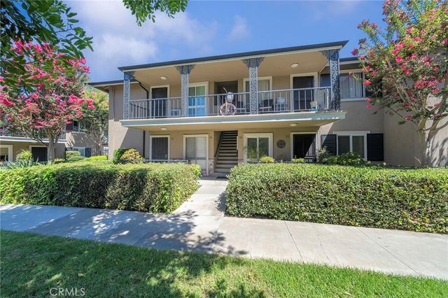 660 S Glassell Street 54, Orange, CA 92866