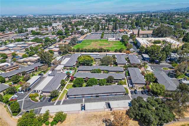 660 S Glassell Street 54, Orange, CA 92866