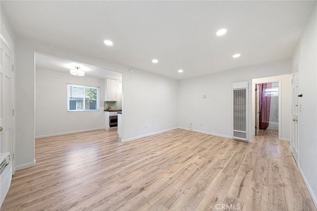 660 S Glassell Street 54, Orange, CA 92866