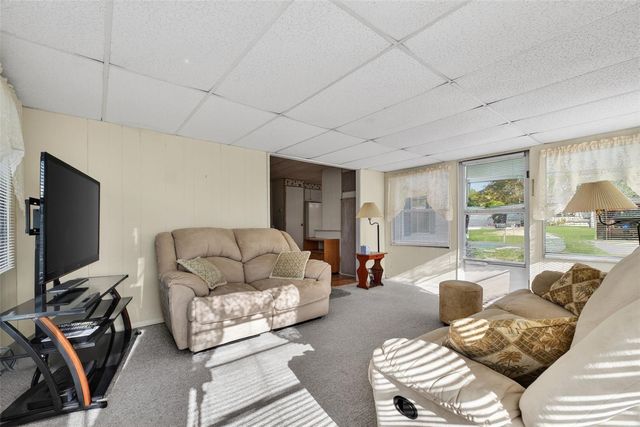 39136 FLORA AVENUE, Zephyrhills, FL 33542