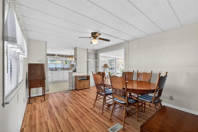 39136 FLORA AVENUE, Zephyrhills, FL 33542