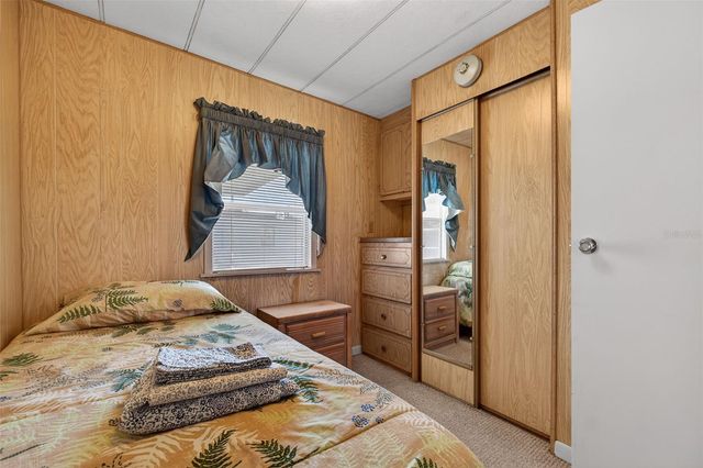 39136 FLORA AVENUE, Zephyrhills, FL 33542