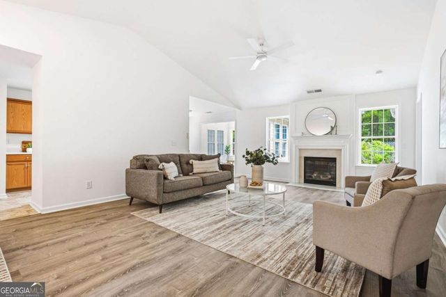 5170 Centennial Creek View NW, Acworth, GA 30102