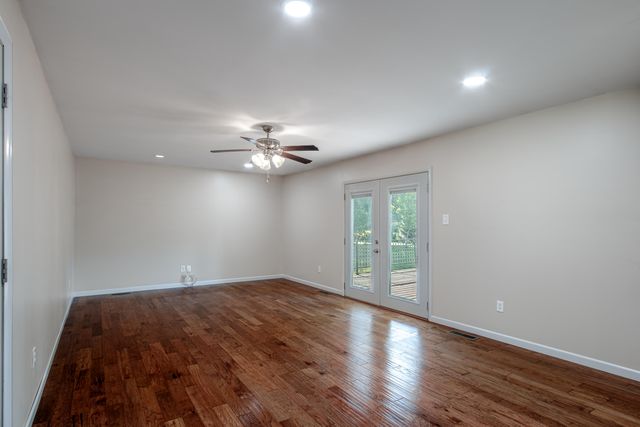 409 W 600 N, Valparaiso, IN 46385