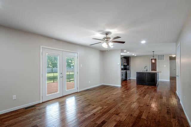 409 W 600 N, Valparaiso, IN 46385