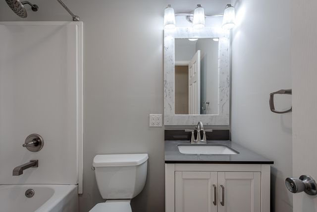 409 W 600 N, Valparaiso, IN 46385