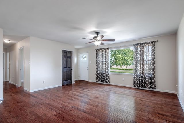 409 W 600 N, Valparaiso, IN 46385