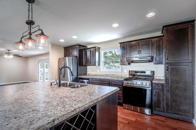 409 W 600 N, Valparaiso, IN 46385