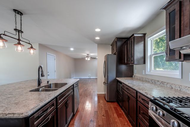 409 W 600 N, Valparaiso, IN 46385