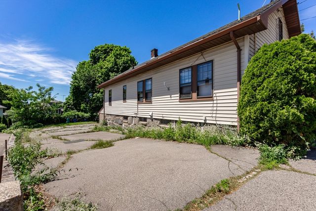40 Quarry Street, Quincy, MA 02169