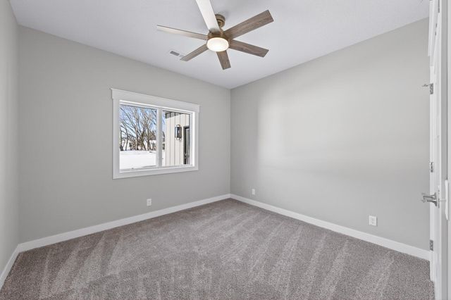 1043 Legend Lane, River Falls, WI 54022