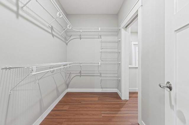 1043 Legend Lane, River Falls, WI 54022