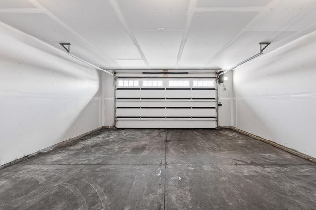 1043 Legend Lane, River Falls, WI 54022