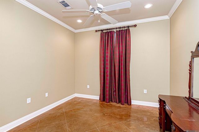 107 River Run Ct, New Roads, LA 70760