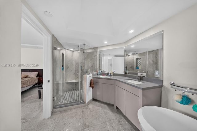 2800 Island Blvd 302, Aventura, FL 33160