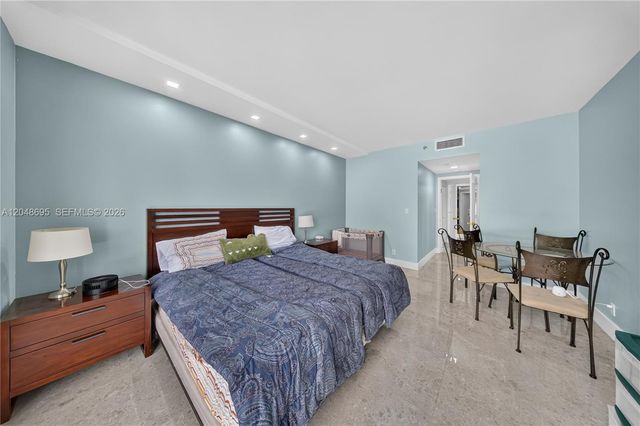 2800 Island Blvd 302, Aventura, FL 33160