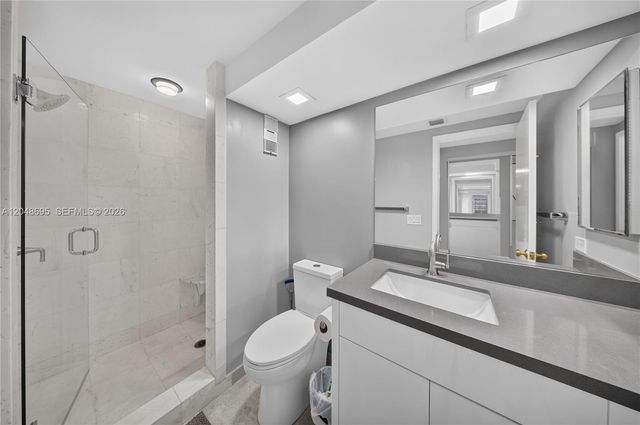 2800 Island Blvd 302, Aventura, FL 33160