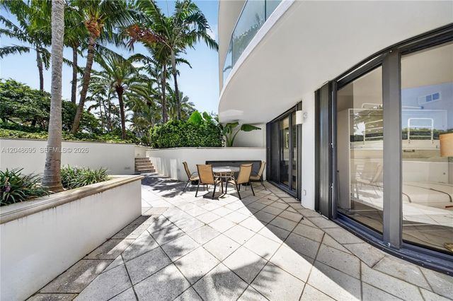 2800 Island Blvd 302, Aventura, FL 33160