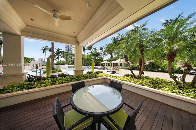 2800 Island Blvd 302, Aventura, FL 33160