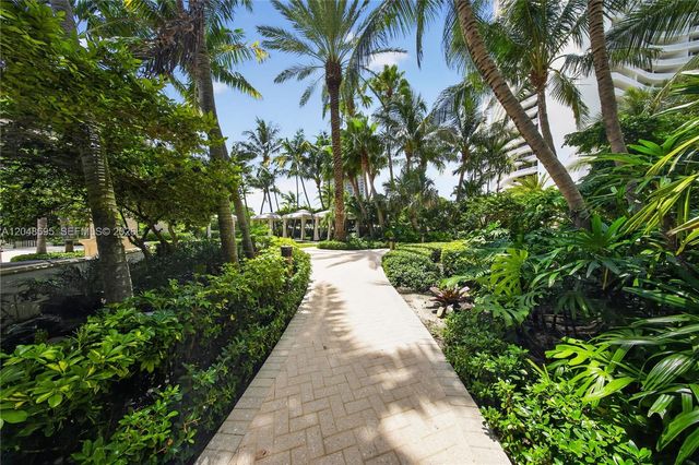 2800 Island Blvd 302, Aventura, FL 33160
