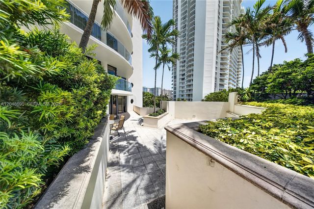 2800 Island Blvd 302, Aventura, FL 33160