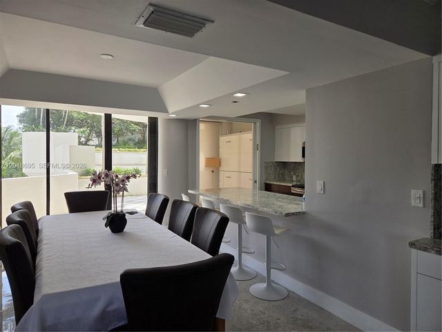 2800 Island Blvd 302, Aventura, FL 33160
