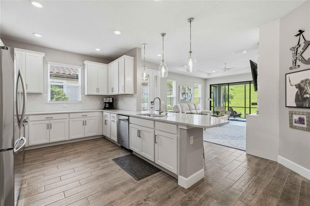 6242 GRANDVIEW HILL COURT, Bradenton, FL 34203