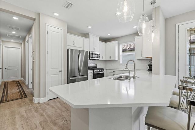 6242 GRANDVIEW HILL COURT, Bradenton, FL 34203