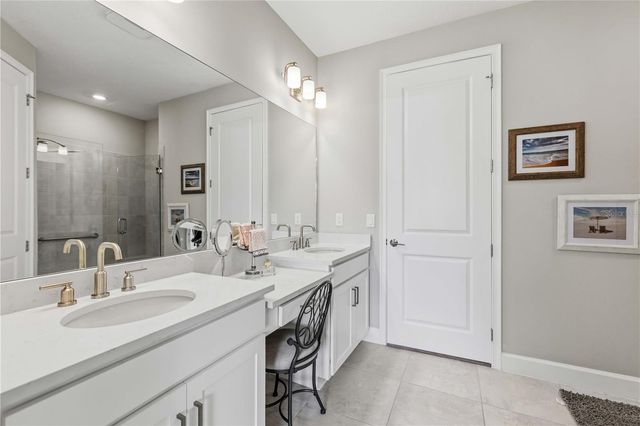 6242 GRANDVIEW HILL COURT, Bradenton, FL 34203