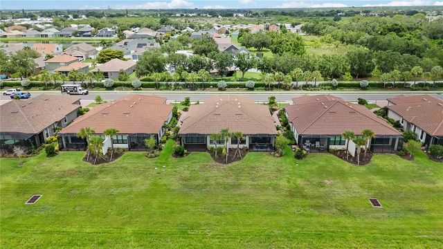 6242 GRANDVIEW HILL COURT, Bradenton, FL 34203