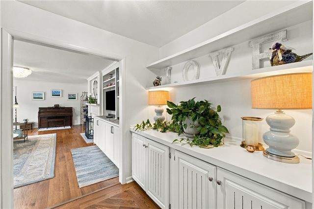 1245 E Columbus Boulevard, Fayetteville, AR 72701