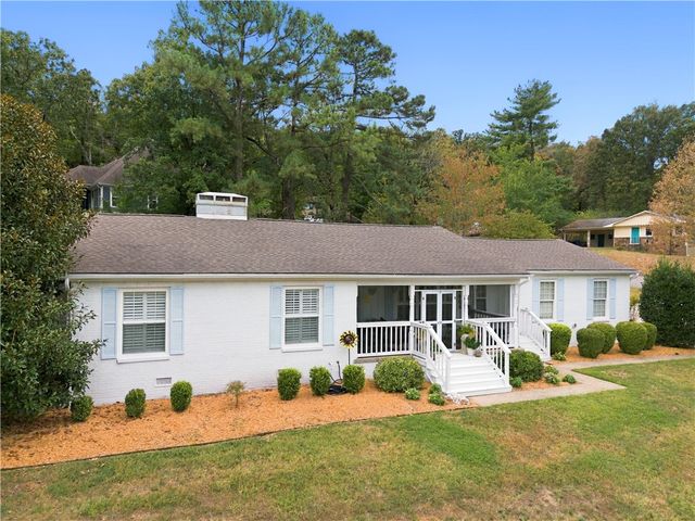 1245 E Columbus Boulevard, Fayetteville, AR 72701