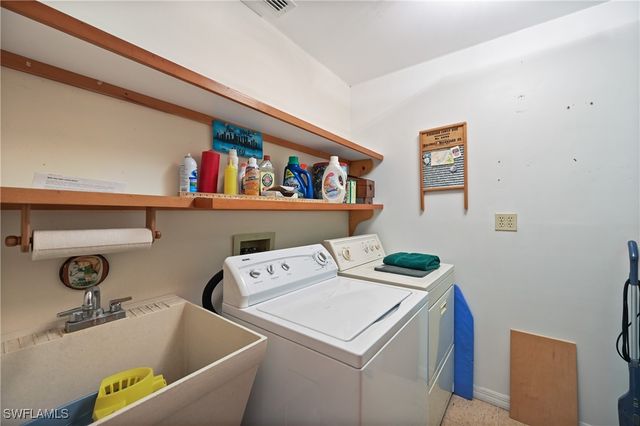 103 Tahiti CIR, Naples, FL 34113