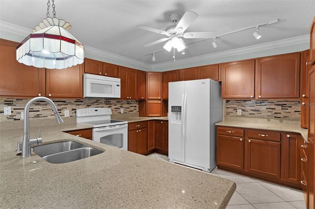 1808 HALLANDALE LANE, The Villages, FL 32162