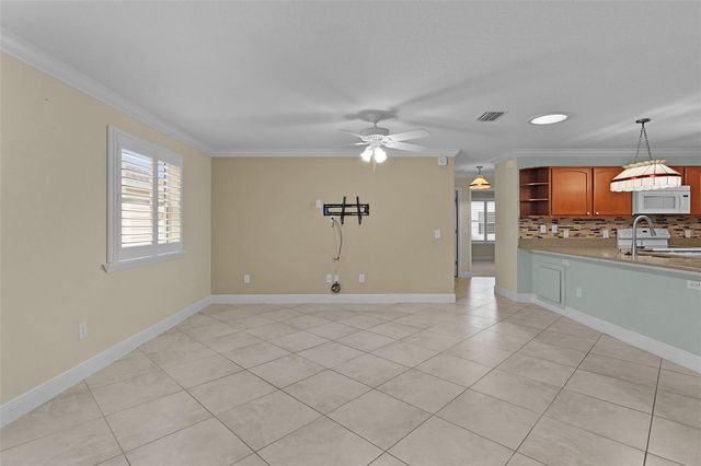 1808 HALLANDALE LANE, The Villages, FL 32162