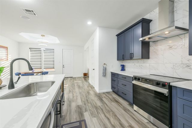 2111 Ontario Street, Baytown, TX 77520