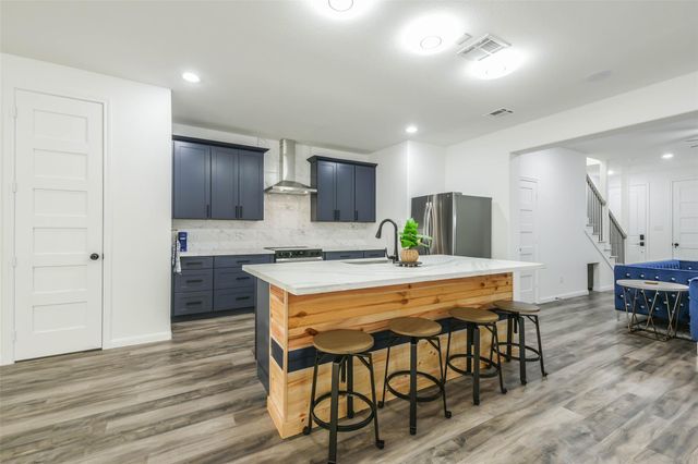 2111 Ontario Street, Baytown, TX 77520