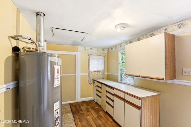 1410 Jeffrey Street, Lakewood, NJ 08701