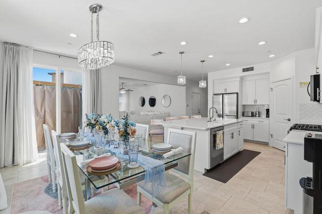 6326 W Richert Avenue, Fresno, CA 93723