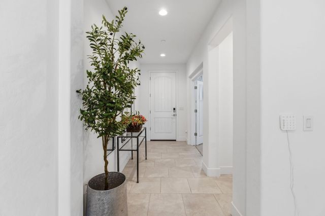 6326 W Richert Avenue, Fresno, CA 93723