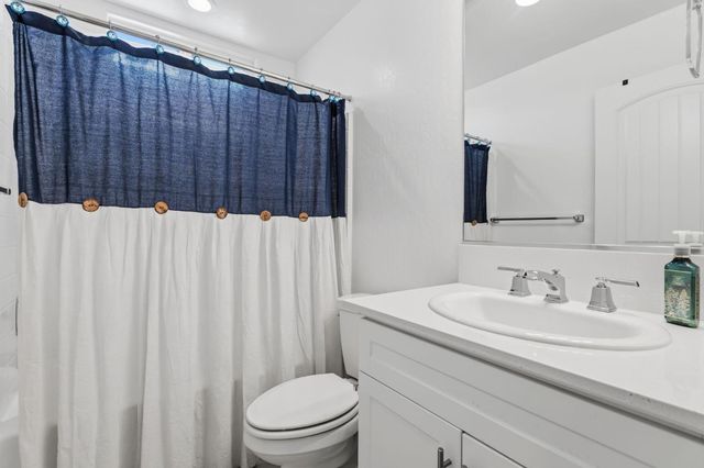 6326 W Richert Avenue, Fresno, CA 93723