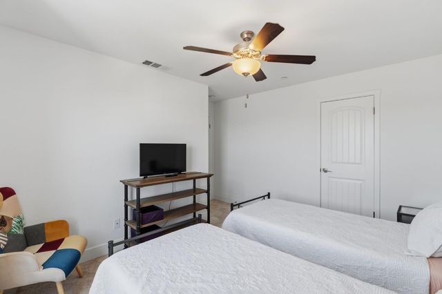 6326 W Richert Avenue, Fresno, CA 93723