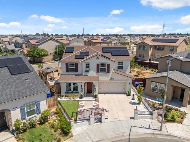 6326 W Richert Avenue, Fresno, CA 93723