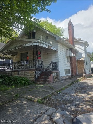 1966 Smithfield Street, Youngstown, OH 44509
