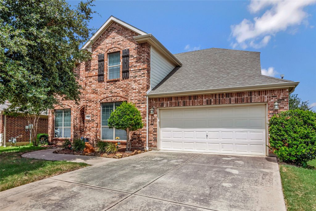 4121 Dellman Drive, Roanoke, TX 76262