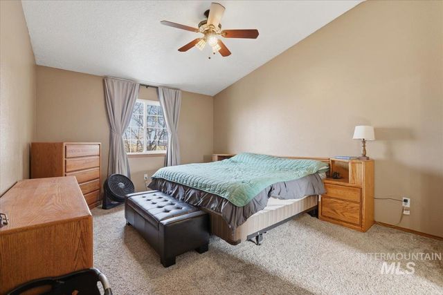 4110 Lincoln Rd, Caldwell, ID 83605