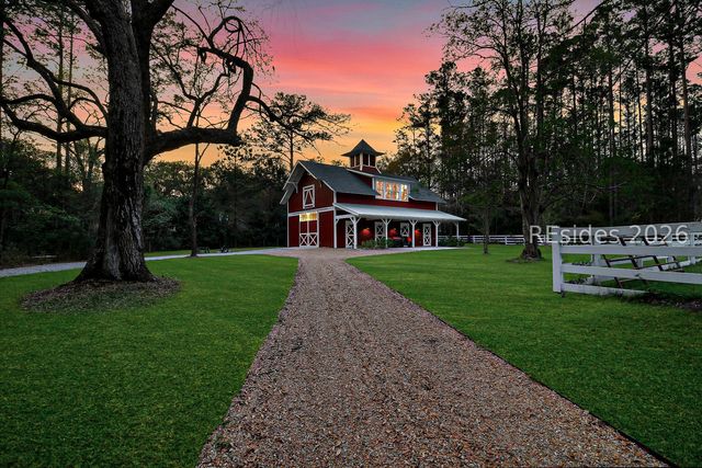 82 Rose Dhu Creek Plantation Dr, Bluffton, SC 29910