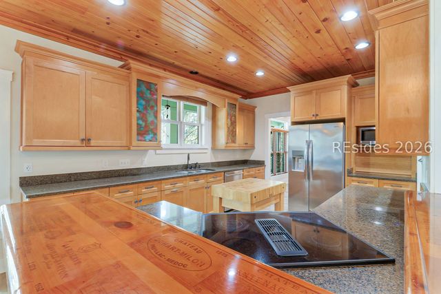 82 Rose Dhu Creek Plantation Dr, Bluffton, SC 29910