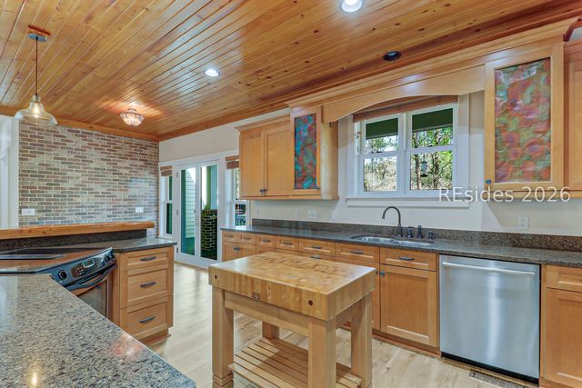 82 Rose Dhu Creek Plantation Dr, Bluffton, SC 29910